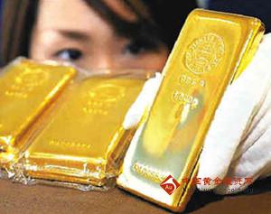 黄金搭档：国际黄金价格疯狂暴跌 黄金投资时机在何方