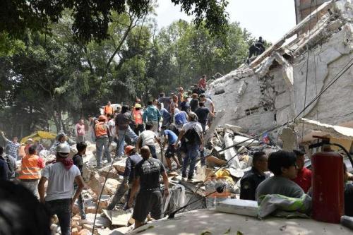 墨西哥发生7.1级地震 造成百余人遇难