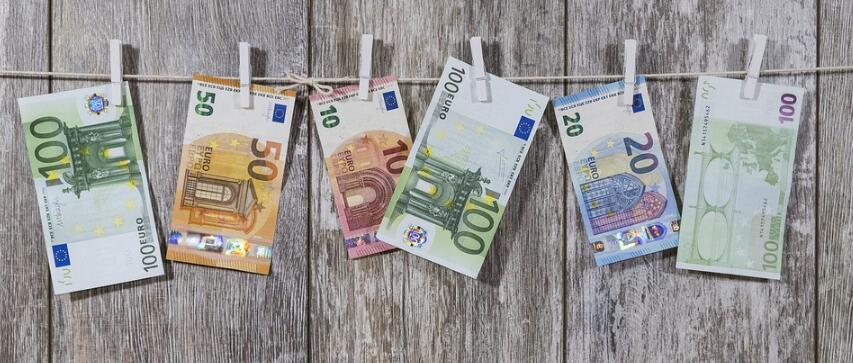 里拉引市场风暴 欧元兑美元如何走？
