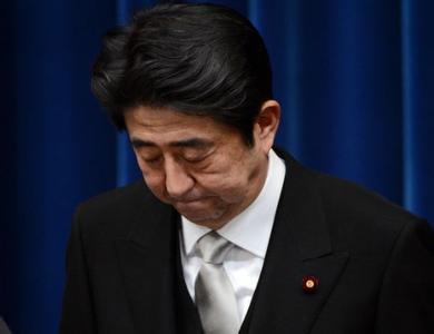 安倍“三支箭”射偏 日本经济药石无灵？