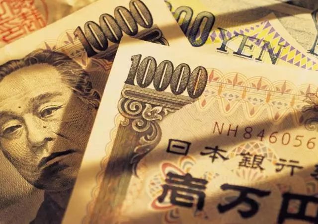 市场避险情绪高涨 日元瑞郎谁是最佳选择？